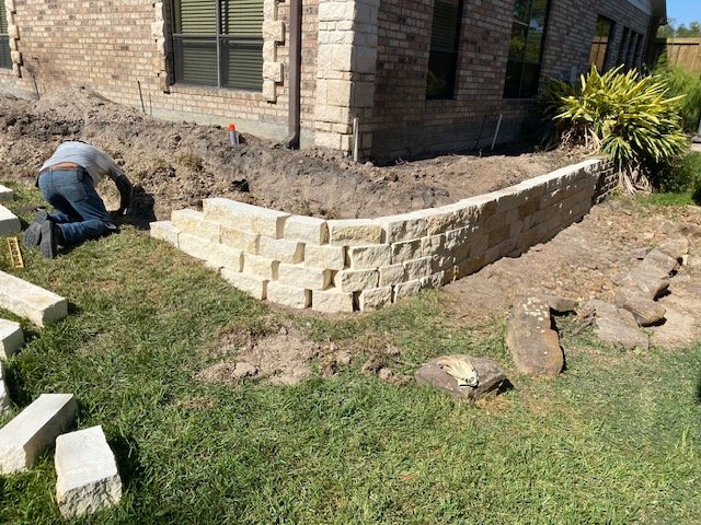 Custom retaining wall built by Rockin' D Services in Huntsville TX